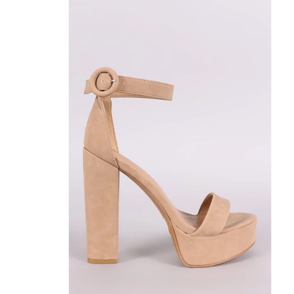 Nubuck Nude Platform Chunky Heel sz 7.5